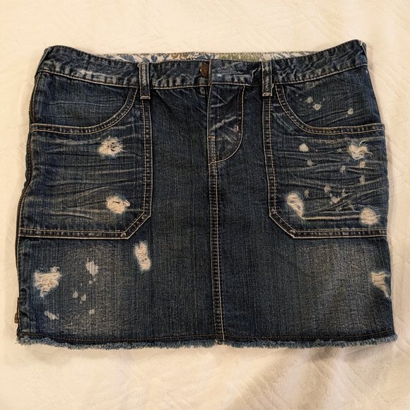 Guess Dresses & Skirts - Guess Distressed Side Zip Jean Skirt Size 30